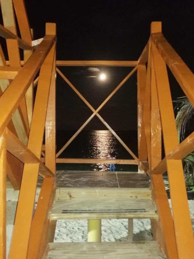 Miss Bassy'S Lodging Hotel San Andrés Buitenkant foto
