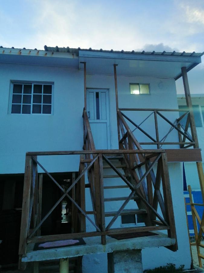 Miss Bassy'S Lodging Hotel San Andrés Buitenkant foto