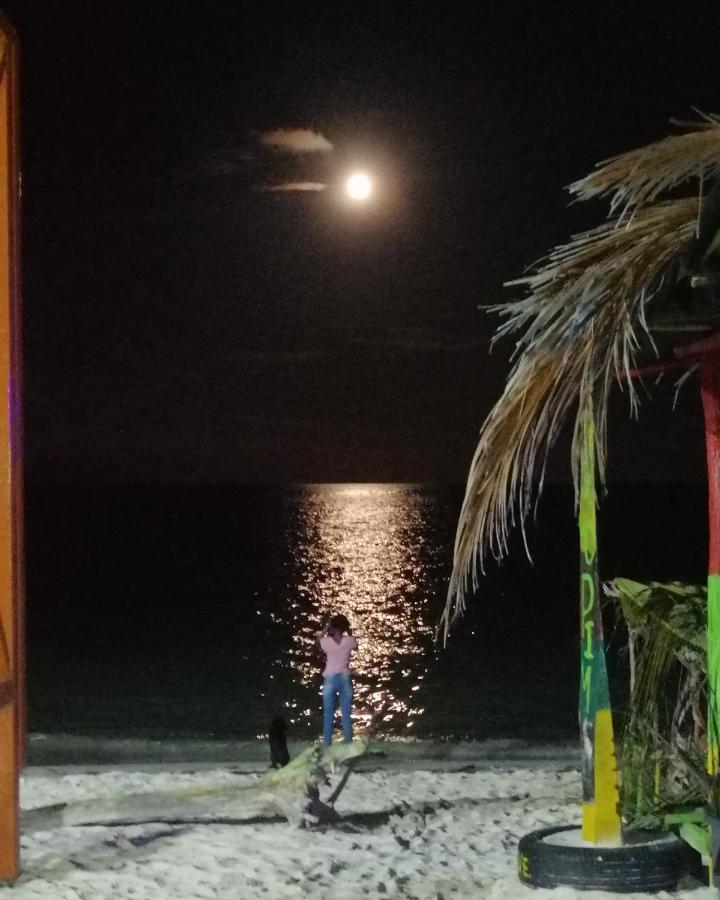 Miss Bassy'S Lodging Hotel San Andrés Buitenkant foto